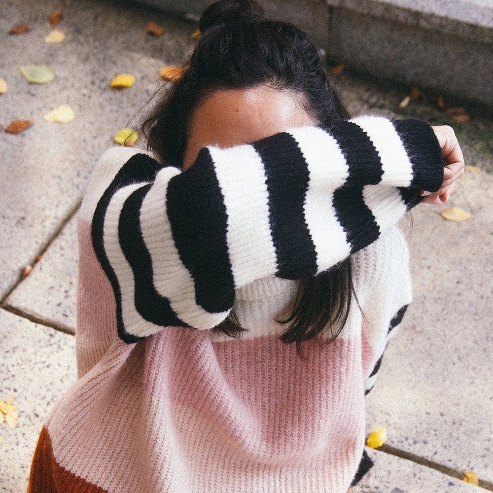 Truly madly deeply sweaters all sizes available - Picture 4 of 6